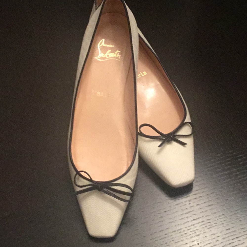 That right, the red bottom shoe.Louboutin.